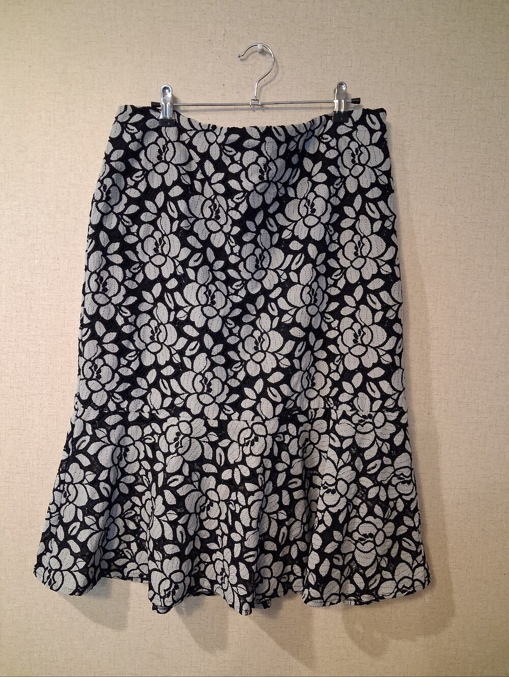 Worth Black and White Floral A-Line Midi Skirt
